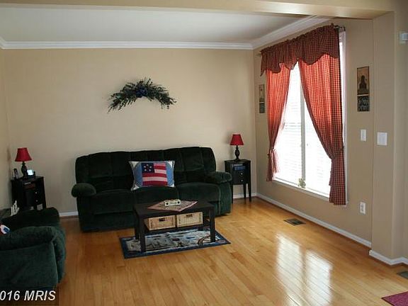 2nd image of 297 Parker Pl