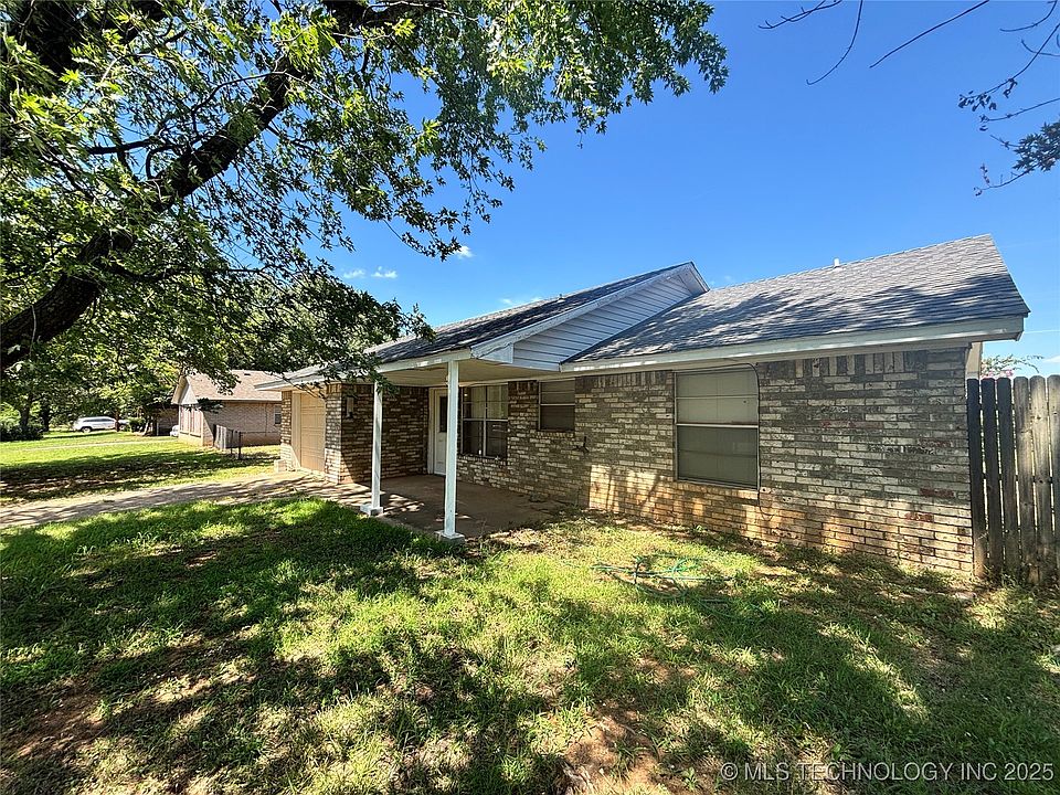 2nd image of 3009 Kathy Ln