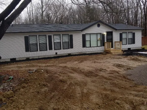 7793 Irish Rd, Millington, MI 48746