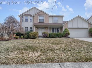 25498 Anthony Dr, Novi, MI 48375