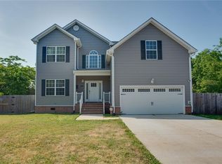424 Rogers Ave, Hampton, VA 23664