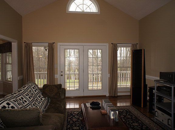 5th image of 245 Sweden Falls Ln