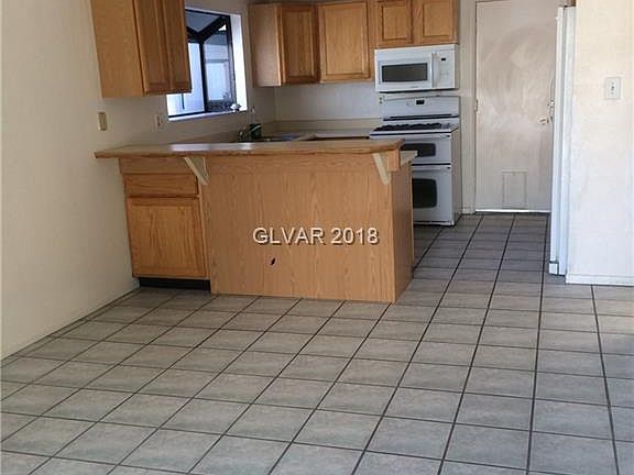 4th image of 7112 Grassland Cir