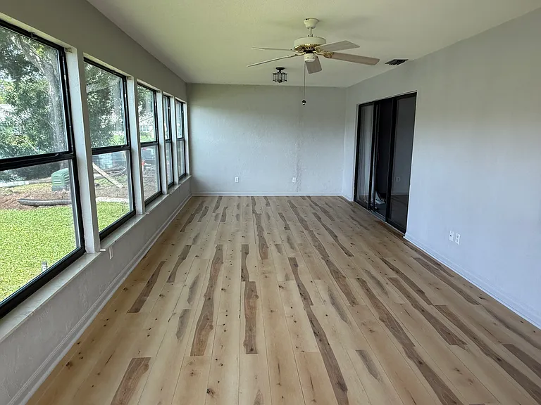 84 Lake Fairgreen Cir — Photo 12