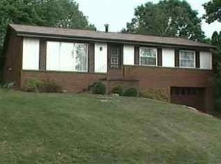 9038 Willoughby Rd, Pittsburgh, PA 15237