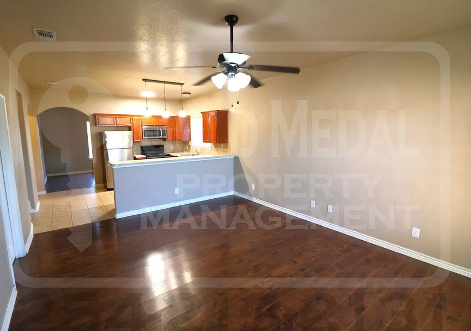 1109 Grace Point Dr — Photo 2