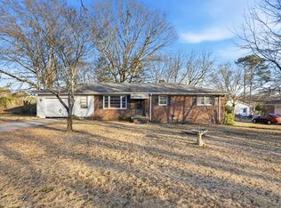 125 Foxhall Rd, Spartanburg, SC 29306