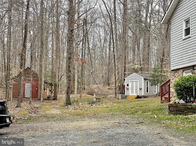 2nd image of 750 Cropp Rd
