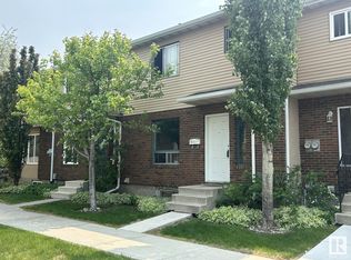 16427 115th St NW, Edmonton, AB T5X5E8