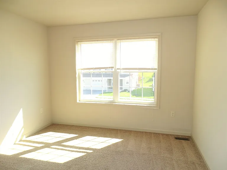450 Marlene Way — Photo 7