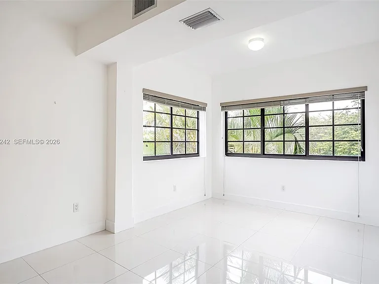 1901 S Le Jeune Rd #2 — Photo 12