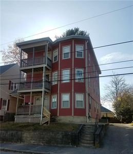 54 Samuel Ave, Pawtucket, RI, 02860