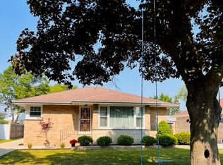 9040 Birch Ave, Morton Grove, IL 60053