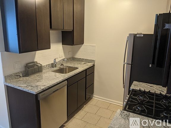 4th image of 1111 W Hollywood Ave APT 507