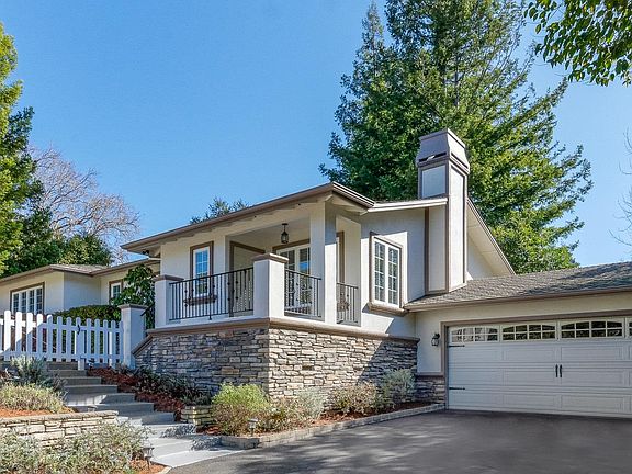 3rd image of 801 Upper Navarra Dr