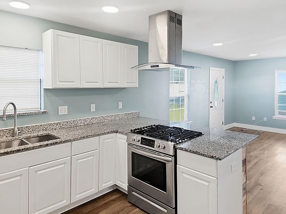 4th image of 110 Ramsey Ave