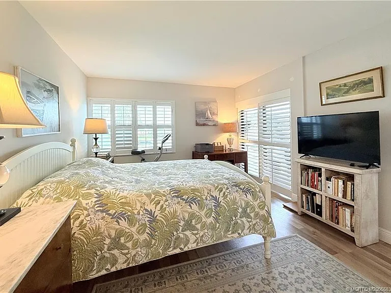 1950 SW Palm City Rd #44205 — Photo 24