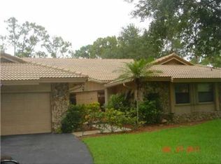 11055 Whispering Pines Ln, Boca Raton, FL 33428