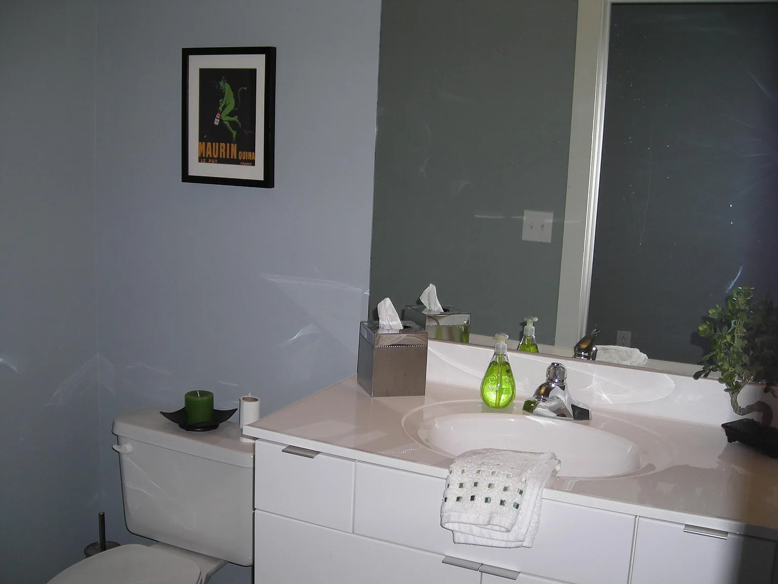 2 bed, 1.5 bath, 1372 sqft, $2,450 — Photo 4