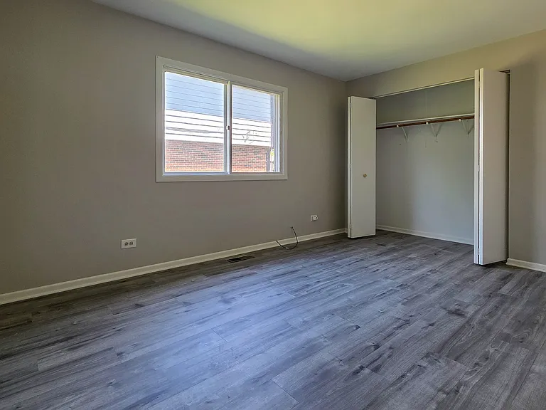 16724 Hillside Pl — Photo 14