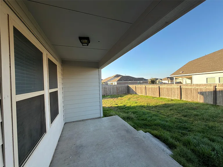 21700 Urraca Ln — Photo 22