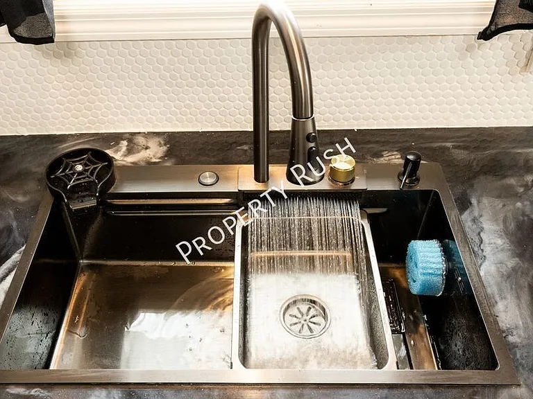 2290 Malibu Dr SE #A — Photo 10