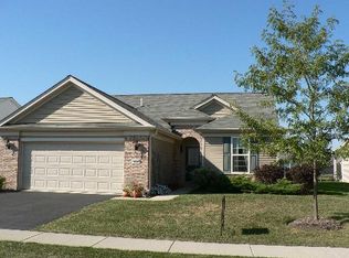 2654 Venetian Ln, Elgin, IL 60124