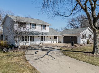 457 W Boyd Ave, Princeton, IL 61356