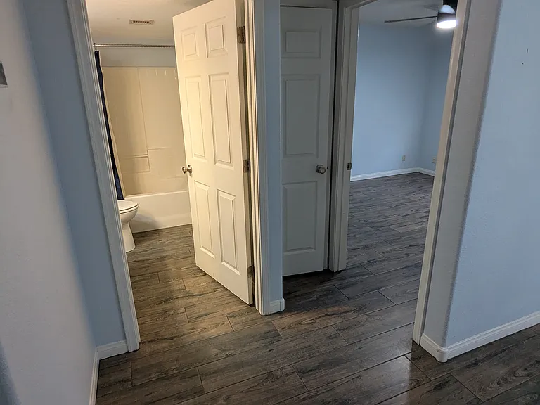 220 N 22nd Pl #1006 — Photo 13