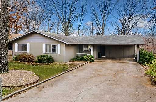 1st image of 10 Basore Dr