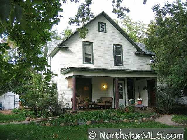 1st image of 3200 E 25th