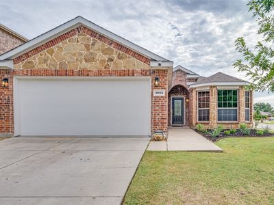 1025 Cheyenne Dr, Aubrey, TX, 76227
