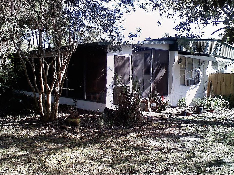 1st image of 32050 Averitt Ln