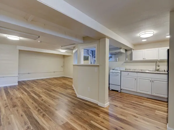 0980-220 NE Kettle, 220 NE Kettle St #Oak, Oak Harbor, WA 98277