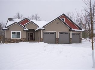 4998 Timber Hill Ct, Hermantown, MN 55811