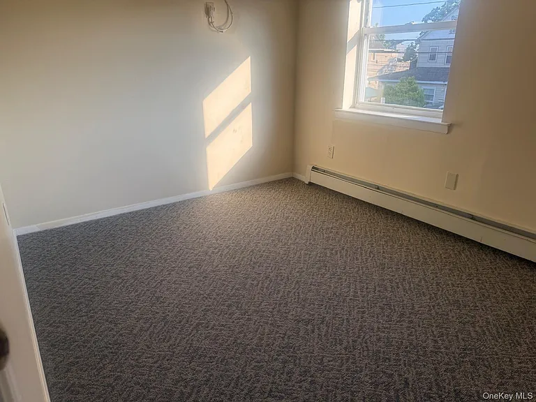 60 Columbia Ave — Photo 21