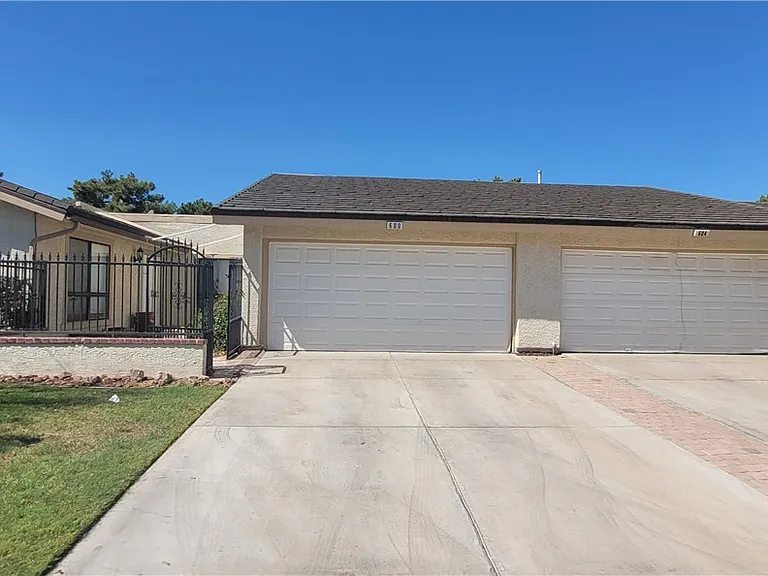 600 Woodmount Dr — Photo 1