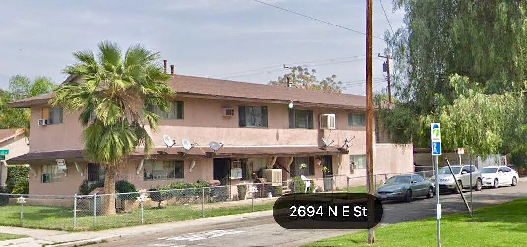 2701 N E St — Photo 1