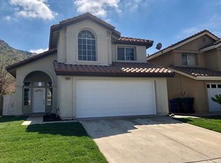 16045 Peach Tree Ln, Fontana, CA 92337