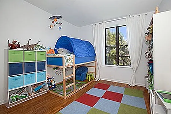 Sold by Temple Morrow LLC | media 13
