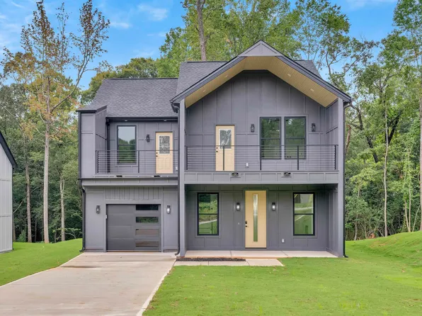 318 W Caroline St, Greenville, SC 29611