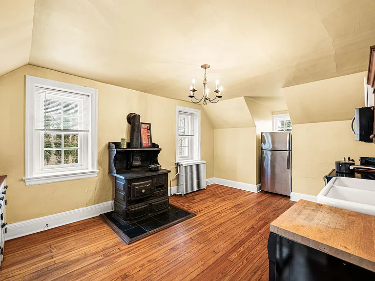 1016 Beech Rd — Photo 10
