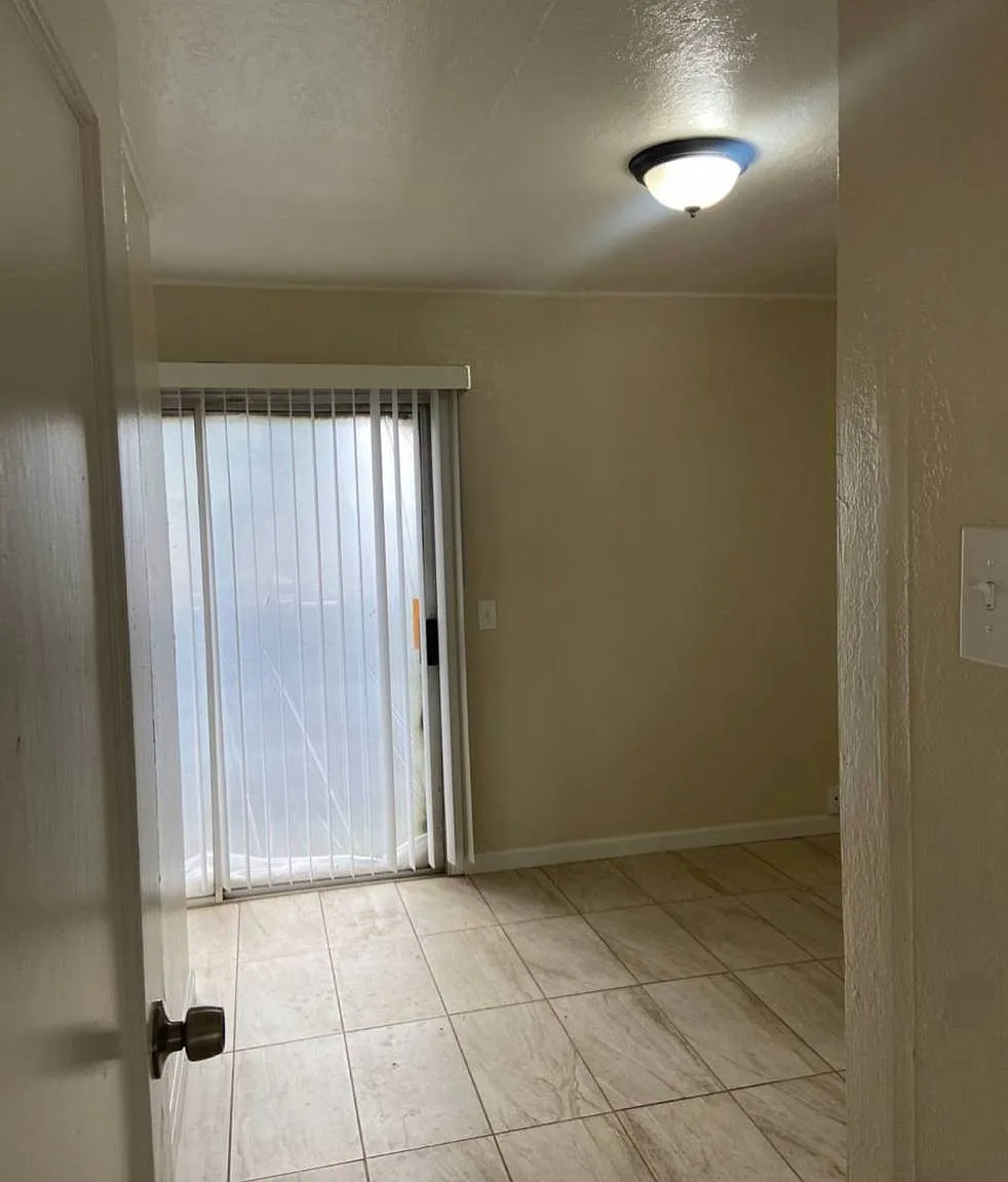 1 bed, 488 sqft, $890 — Photo 4
