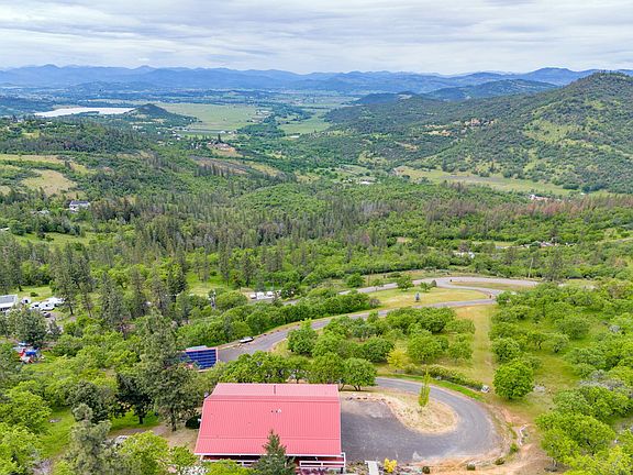 5th image of 1011 Wren Ridge Dr