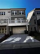 2568 Morehead St — Photo 19