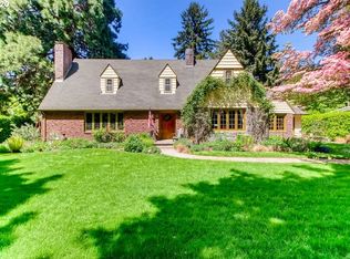 637 SE Saint Andrews Dr, Portland, OR 97202