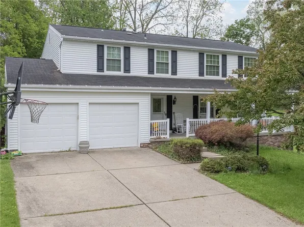 304 Carmell Dr, Pittsburgh, PA 15241