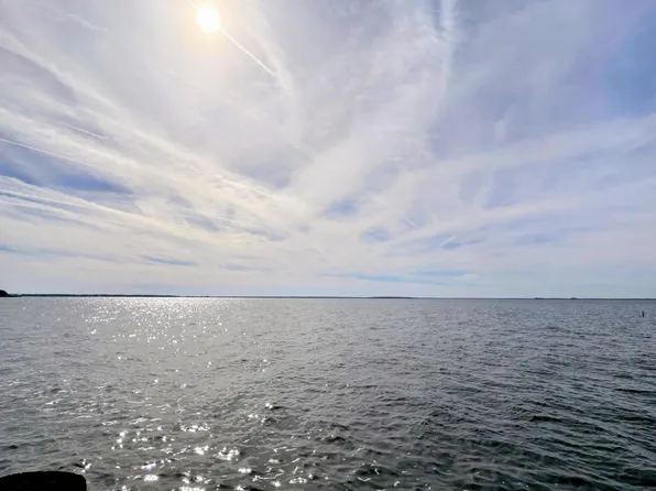 105 Mourning Dove Dr, Bonneau, SC 29431