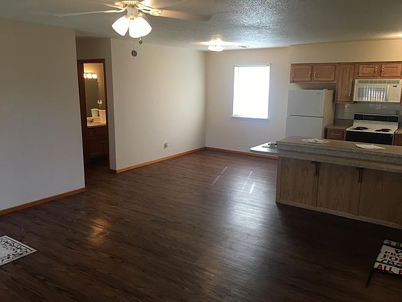 4th image of 1405 N 5th St