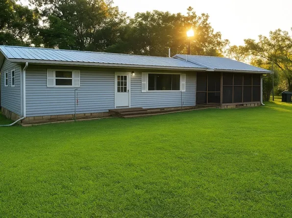 10295 County Road 458a, Winona, MO 65438